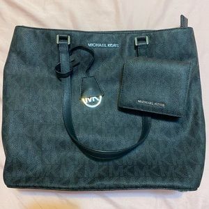 Black Micheal kors bag + wallet
